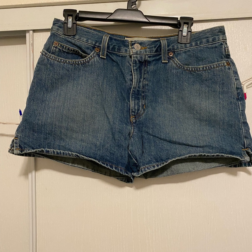 Gap shorts